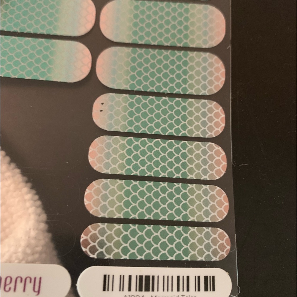 Jamberry- mermaid tales